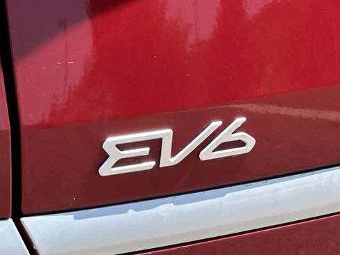 Used 2024 Kia EV6 Light RWD image 19