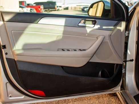 Used 2016 Hyundai Sonata SE image 20