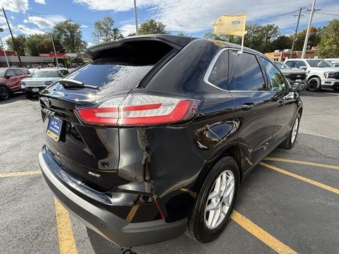 Certified 2022 Ford Edge SEL w/ Convenience Package image 8