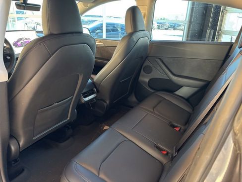 Used 2023 Tesla Model Y Long Range image 17