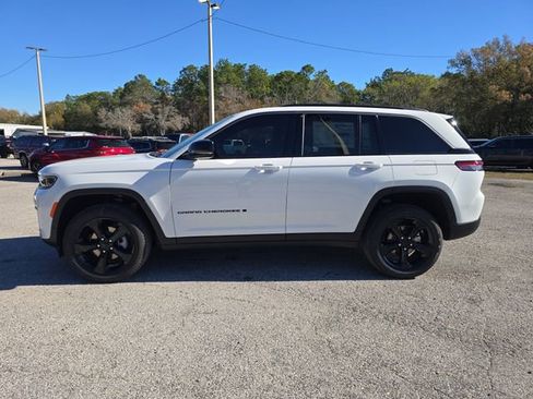 New 2026 Jeep Grand Cherokee Limited w/ Limited Altitude Package RWD image 6