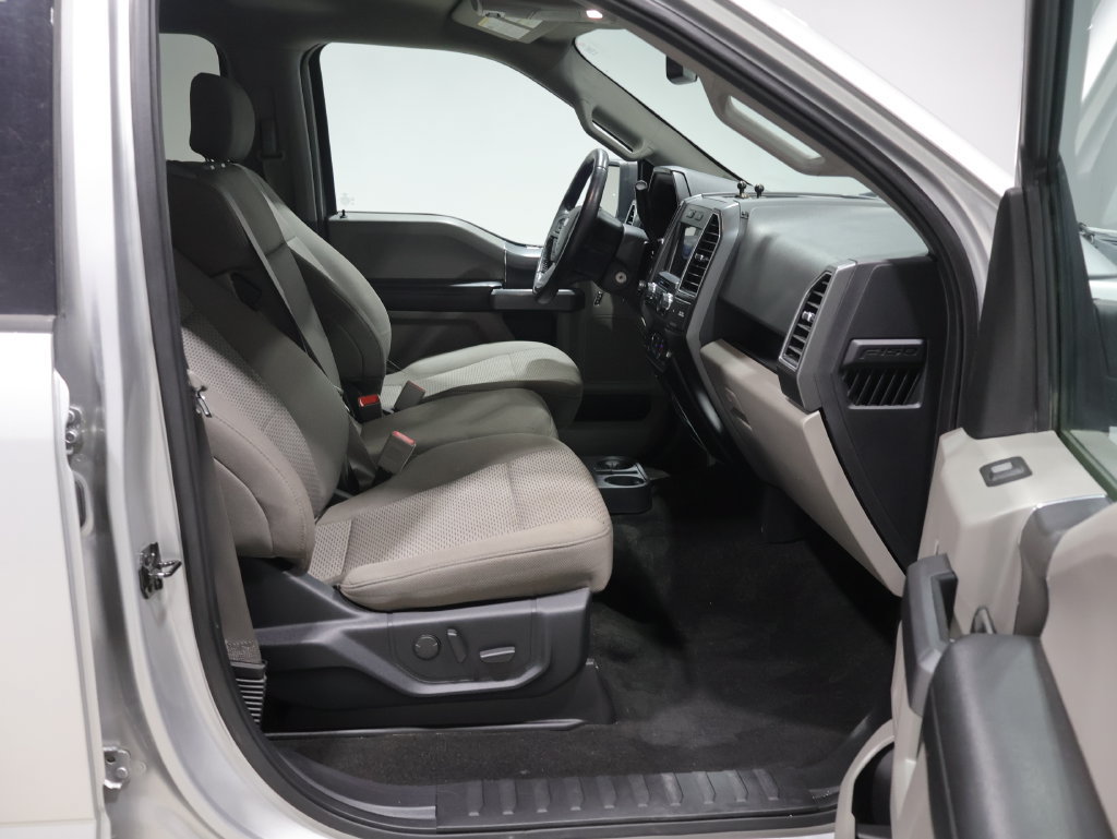 Used 2019 Ford F150 XLT w/ Equipment Group 302A Luxury AWD/4WD image 22