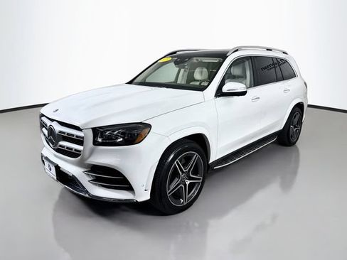 Used 2023 Mercedes-Benz GLS 450 4MATIC image 3