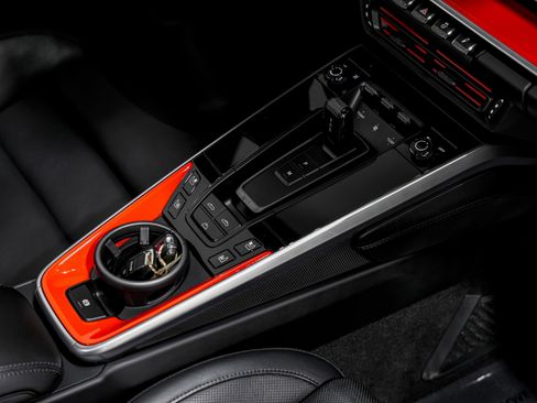 Used 2022 Porsche 911 Carrera image 37