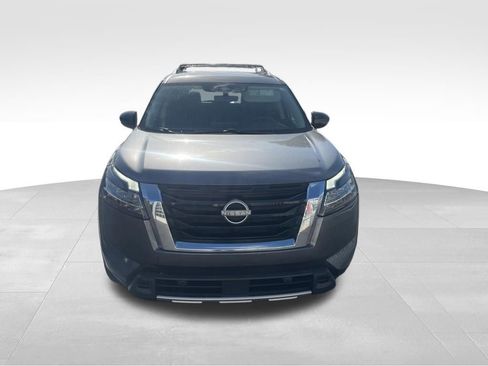Certified 2024 Nissan Pathfinder SL AWD/4WD image 2