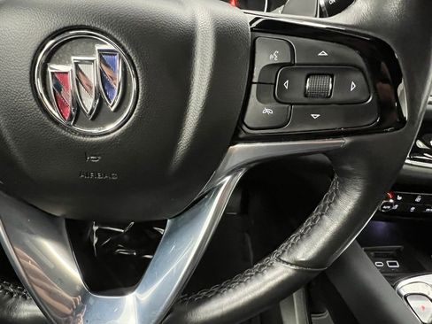 Used 2024 Buick Enclave Premium image 31