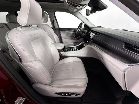 Used 2021 Jeep Grand Cherokee L Overland w/ Advanced Protech Group III image 32