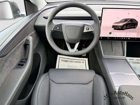 Used 2026 Tesla Model Y Performance AWD/4WD image 29