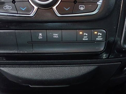 Used 2019 RAM 1500 Big Horn AWD/4WD image 18