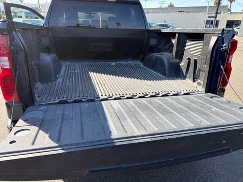 Used 2021 Chevrolet Silverado 1500 LT RWD image 22