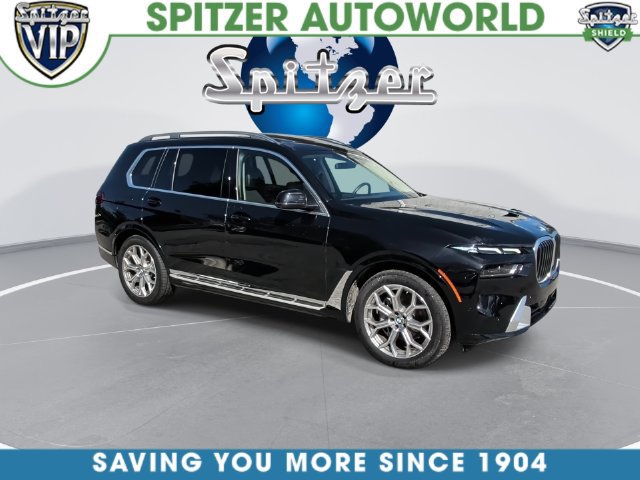 Used 2025 BMW X7 xDrive40i AWD/4WD image 3