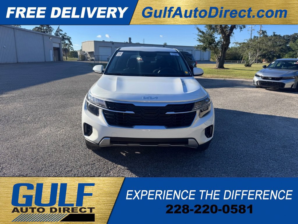 Used 2026 Kia Seltos LX FWD image 2