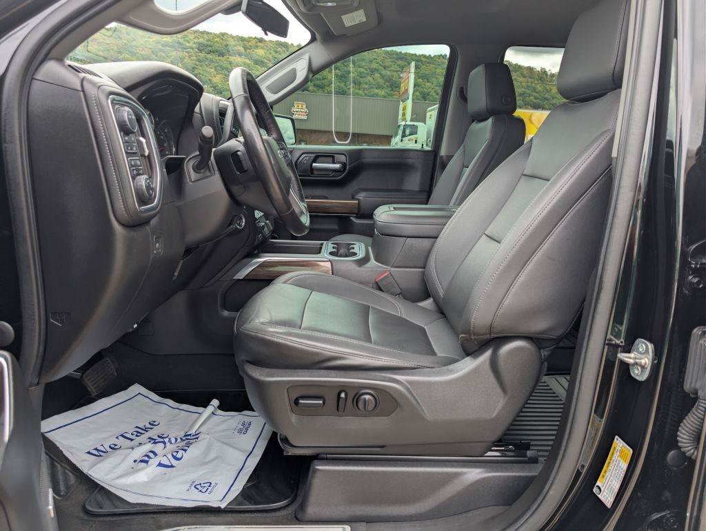 Used 2021 Chevrolet Silverado 1500 RST w/ Convenience Package II AWD/4WD image 17