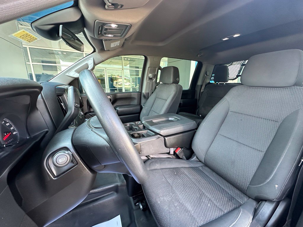 Used 2025 Chevrolet Silverado 3500 W/T AWD/4WD image 13