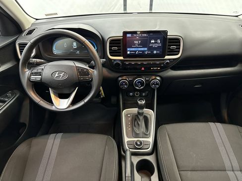 Used 2023 Hyundai Venue SEL w/ Cargo Package FWD image 17