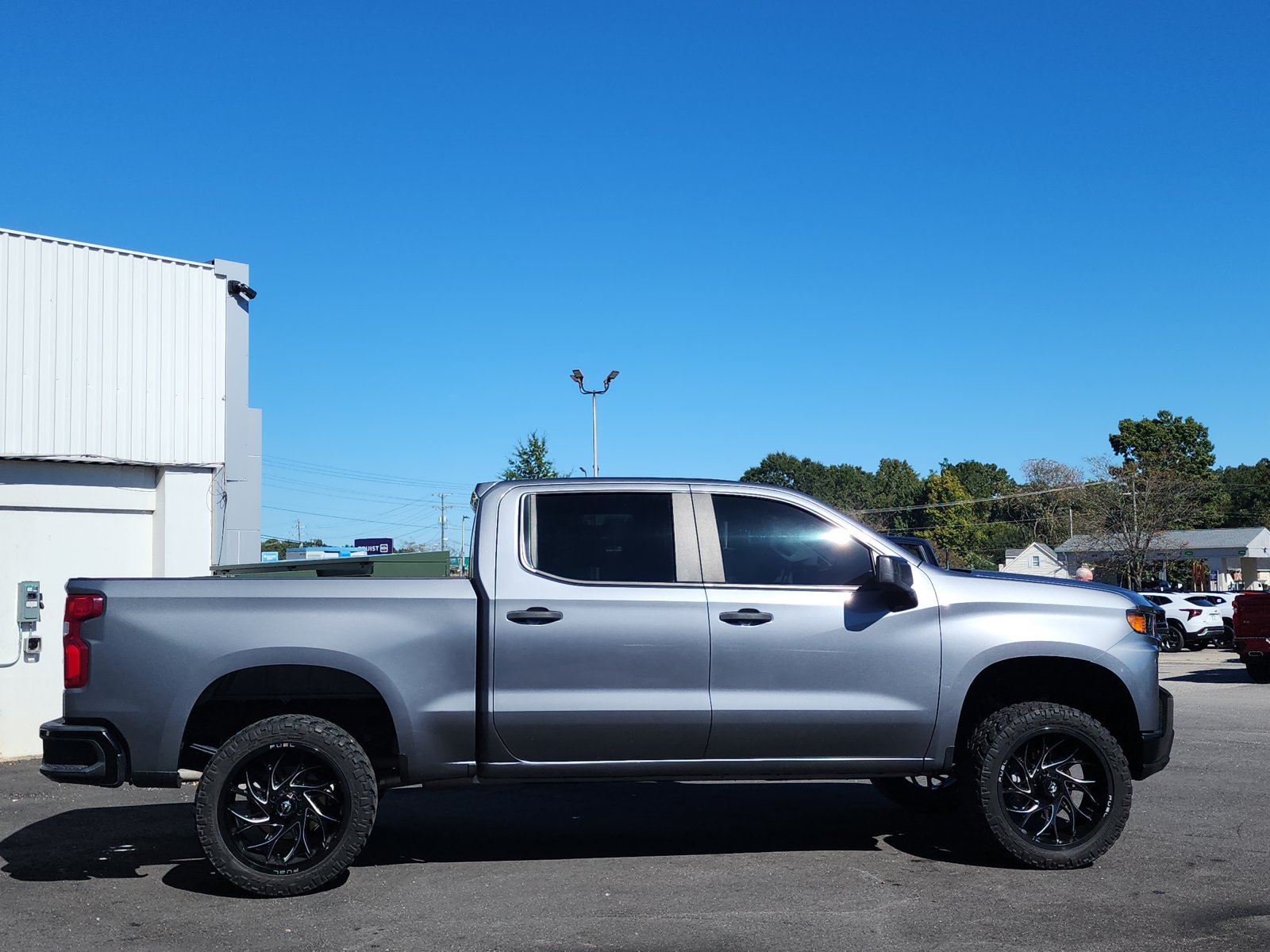 Used 2021 Chevrolet Silverado 1500 Custom Trail Boss AWD/4WD image 6