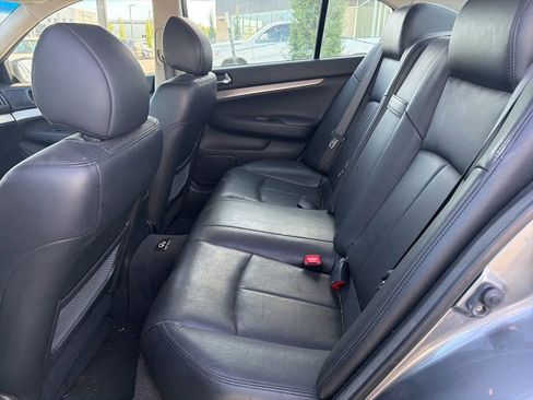 Used 2013 INFINITI G37 x w/ Premium Pkg image 12