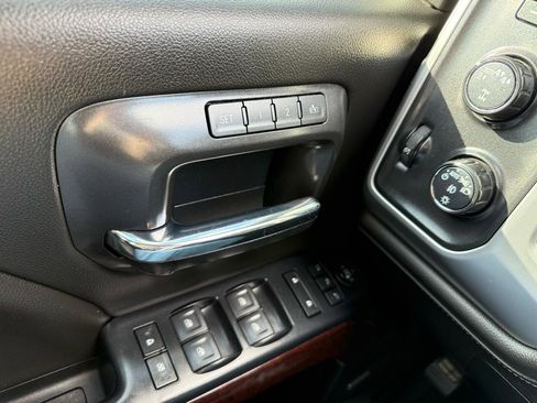 Used 2018 GMC Sierra 1500 SLT w/ Texas SLT Premium Package image 30