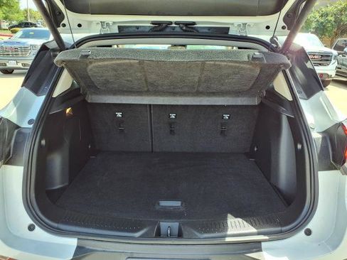 Used 2023 Buick Encore GX Select w/ Experience Buick Package FWD image 23