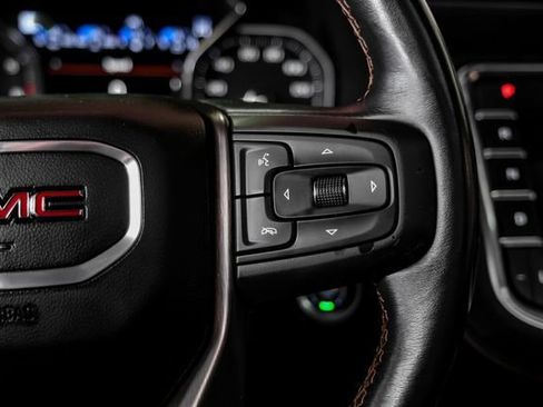 Used 2021 GMC Yukon AT4 w/ AT4 Premium Package AWD/4WD image 17