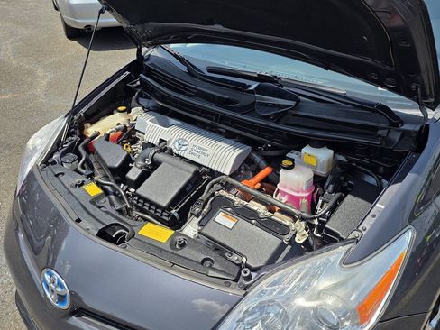 Used 2013 Toyota Prius Three FWD image 23