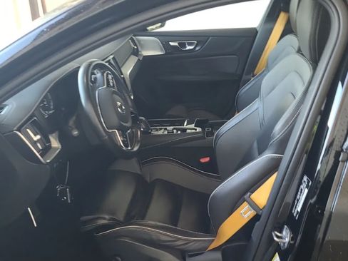 Used 2020 Volvo V60 T8 Polestar AWD/4WD image 5