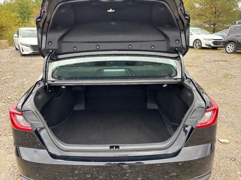 Used 2025 Toyota Camry LE image 30