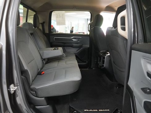 Used 2020 RAM 1500 Big Horn AWD/4WD image 32