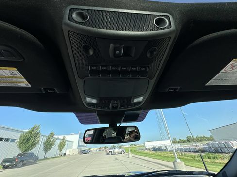 Used 2022 Ford F350 Platinum AWD/4WD image 36