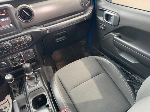 Used 2021 Jeep Wrangler Unlimited Sport AWD/4WD image 19