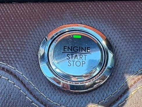 Used 2020 Lincoln Navigator L Black Label w/ Cargo Convenience Package image 24