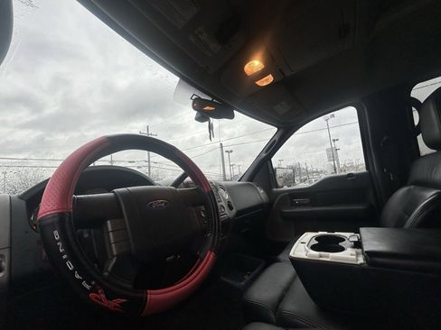 Used 2005 Ford F150 XLT image 15