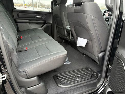 New 2026 RAM 1500 Express AWD/4WD image 12