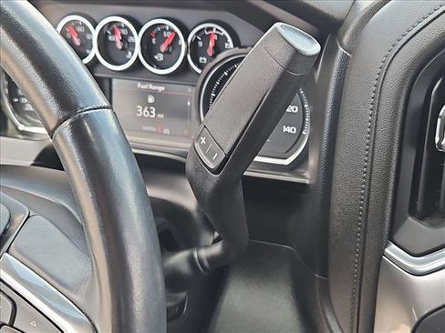 Used 2021 Chevrolet Silverado 1500 RST AWD/4WD image 12