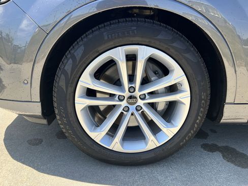 Certified 2026 Audi Q7 2.0T Premium Plus w/ Premium Plus Package AWD/4WD image 13