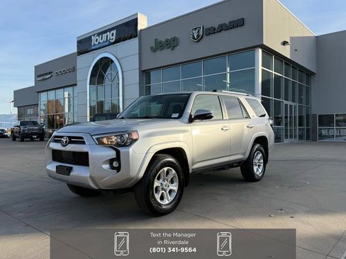 Used 2024 Toyota 4Runner SR5 Premium image 1