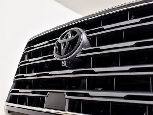 Used 2023 Toyota Sequoia Limited w/ TRD Off-Road Package image 10