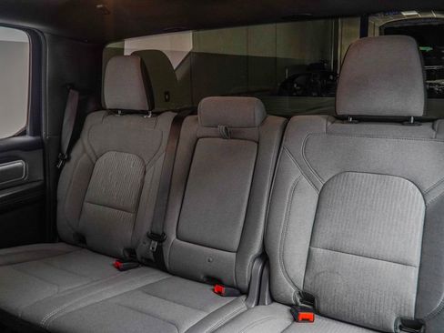 Used 2021 RAM 1500 Big Horn RWD image 42