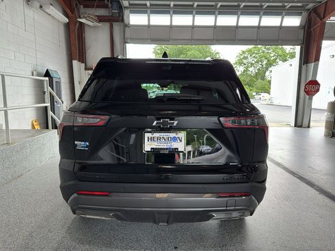 New 2025 Chevrolet Equinox ACTIV w/ Safety and Technology Package image 31