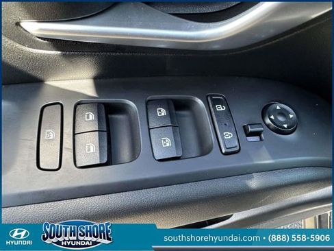 Used 2023 Hyundai Tucson SEL w/ Convenience Package image 17