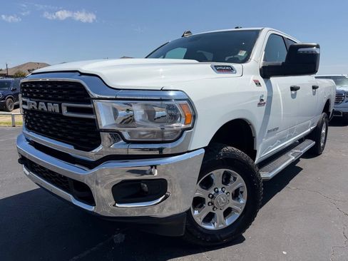 Used 2024 RAM 2500 Big Horn AWD/4WD image 2