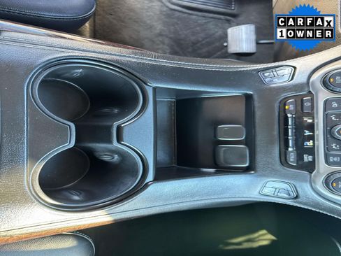 Used 2016 GMC Yukon SLT w/ Open Road Package image 33