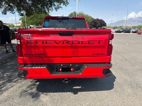 Used 2025 Chevrolet Silverado 1500 Custom w/ LPO, Dark Essentials Package RWD image 7