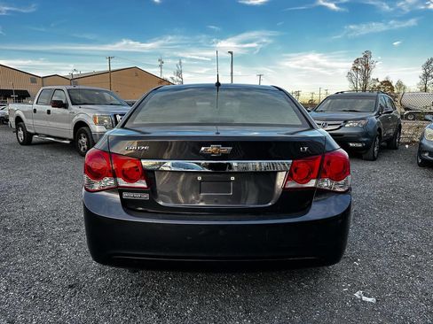 Used 2014 Chevrolet Cruze LT image 11