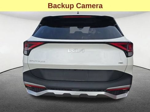 Used 2023 Kia Sportage LX AWD/4WD image 7