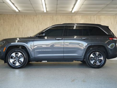 Used 2024 Jeep Grand Cherokee Limited 4xe AWD/4WD image 5