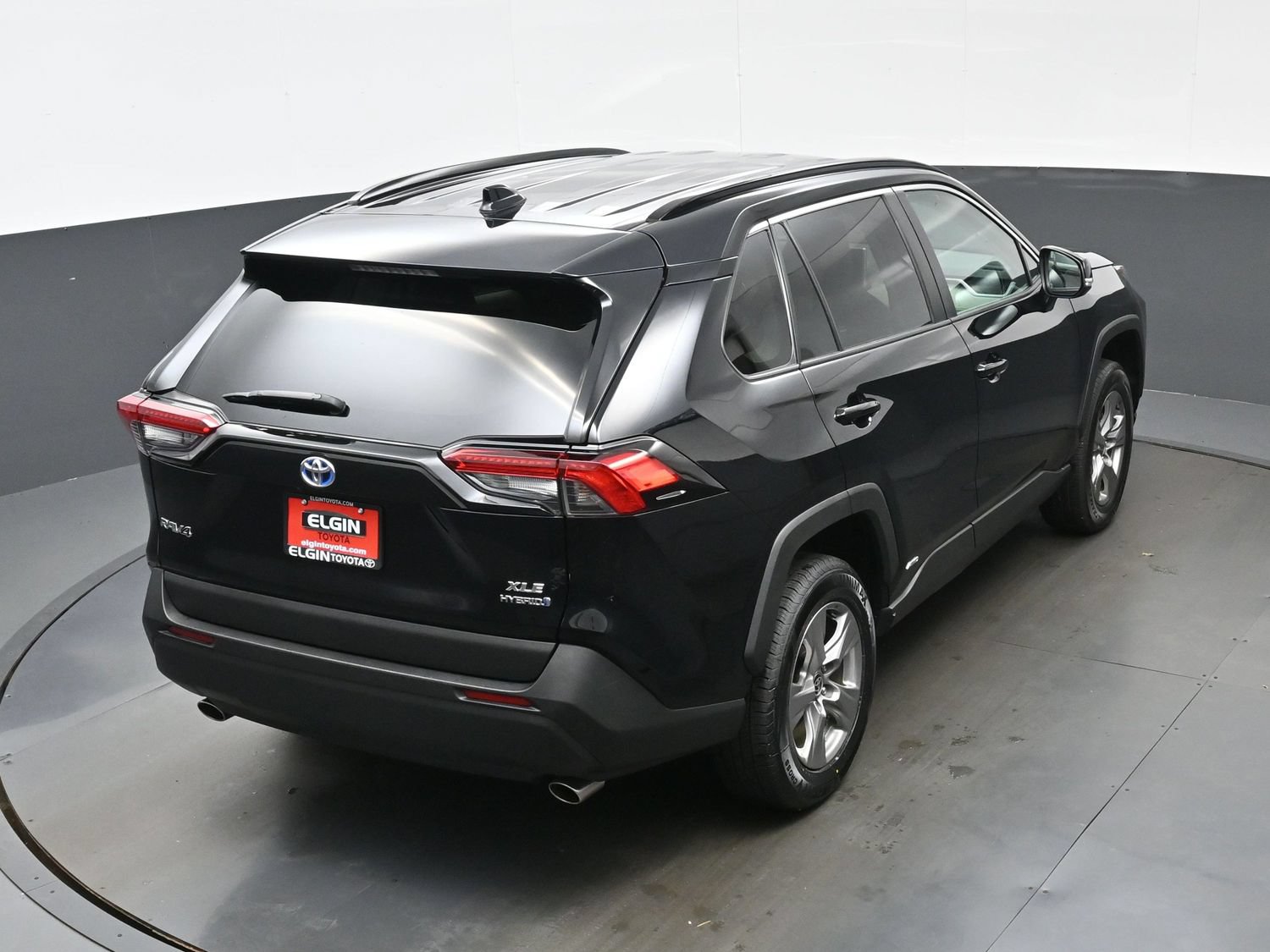 Used 2024 Toyota RAV4 XLE w/ Weather Package AWD/4WD image 41