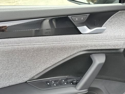 New 2025 Volkswagen Tiguan S image 25