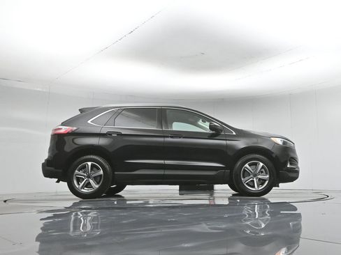 Certified 2023 Ford Edge SEL w/ Convenience Package AWD/4WD image 50