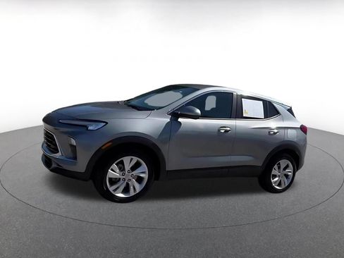 Used 2025 Buick Encore GX Preferred FWD image 8